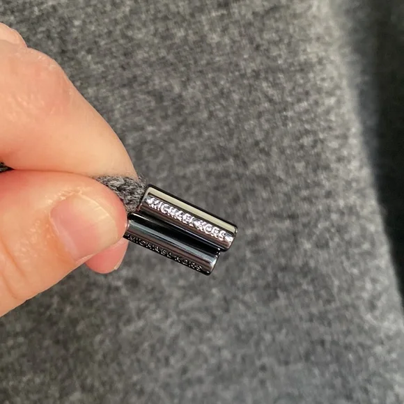 Michael Kors men’s cashmere grey zip up sweater - Picture 4 of 8